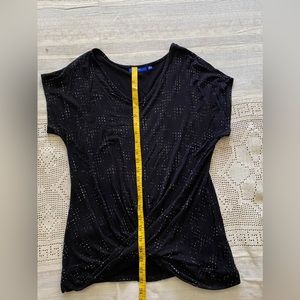 Apt. 9 v-neck black blouse with bottom twist size medium